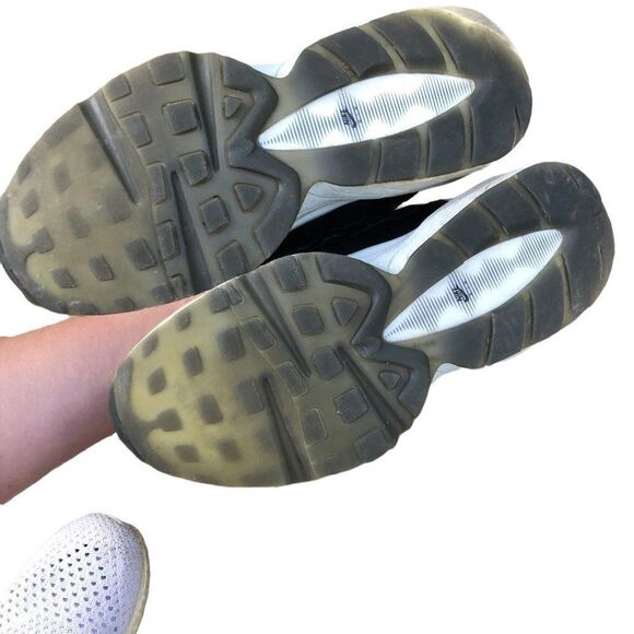 RARE 2018 Nike Air Max 95 Y2K Black Silver Size 7.5 - Picture 3 of 14